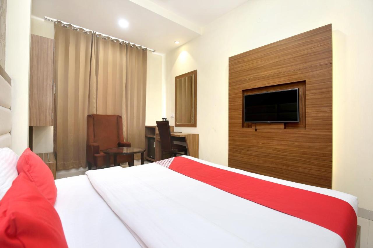 Capital O 8510 Welcome Inn アムリトサル エクステリア 写真