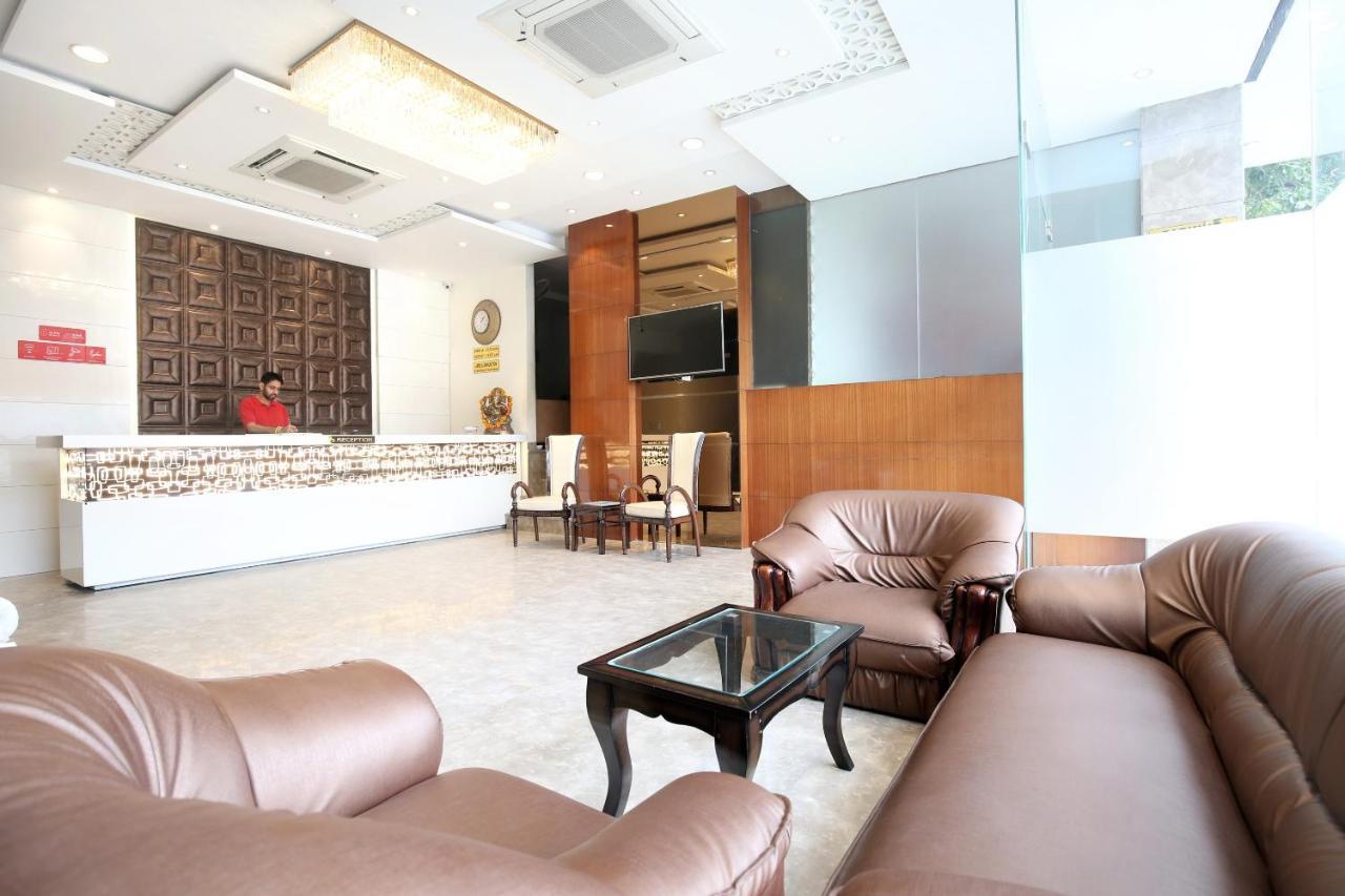 Capital O 8510 Welcome Inn アムリトサル エクステリア 写真