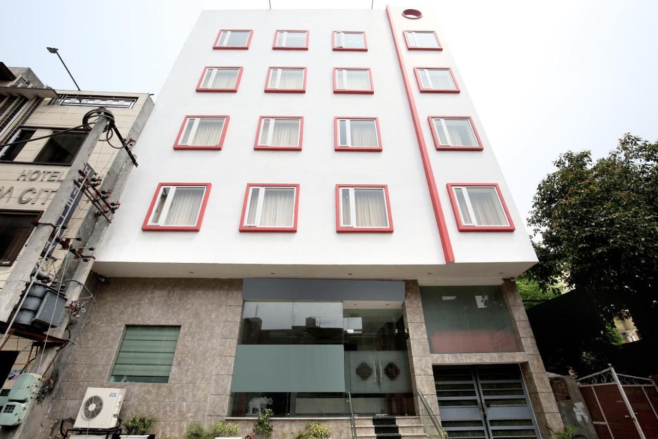 Capital O 8510 Welcome Inn アムリトサル エクステリア 写真
