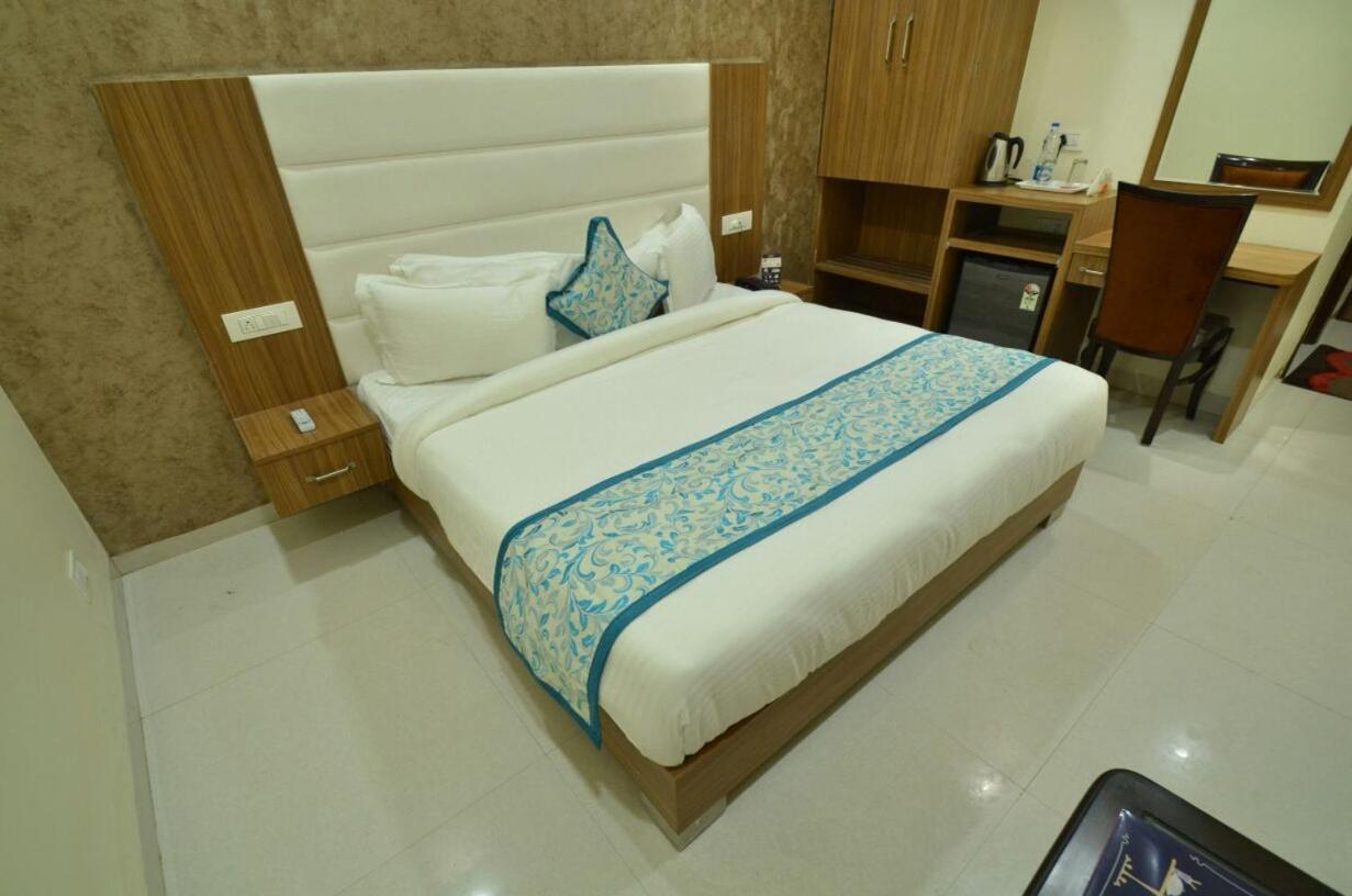 Capital O 8510 Welcome Inn アムリトサル エクステリア 写真